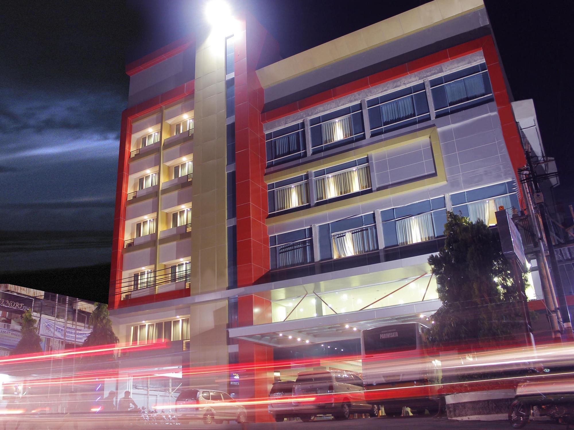 Yello Hotel Samarinda Exterior foto
